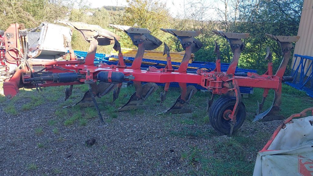 GREGOIRE BESSON ry7 514160 Plough €13,000