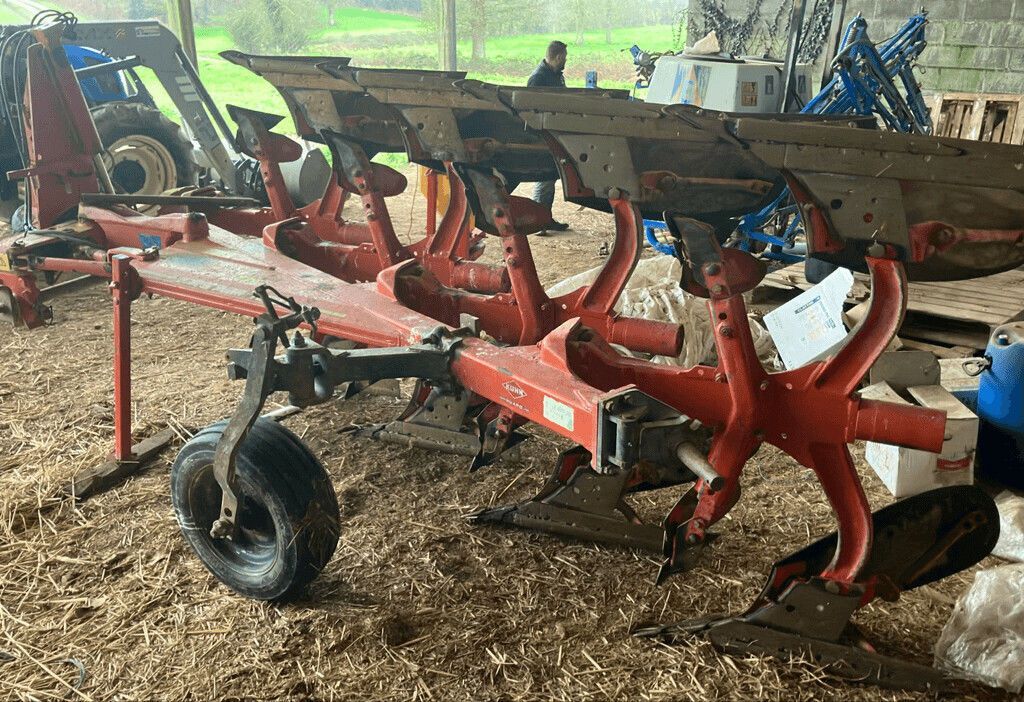 Kuhn vari master 120-4ens Plough €6,000