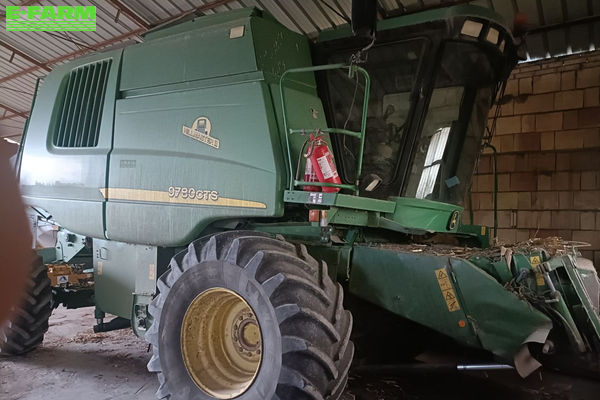 John Deere 9780 CTS Combine harvester €42,000