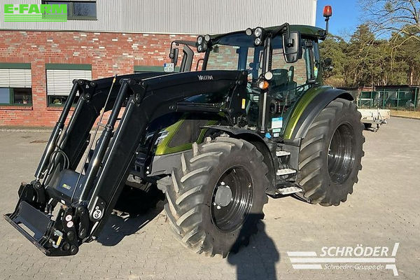 Valtra G 135 A Tractor €83,900