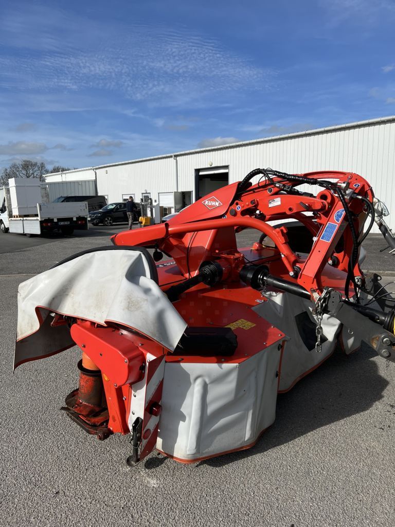 Kuhn GMD 3525 F-FF Mower €12,989