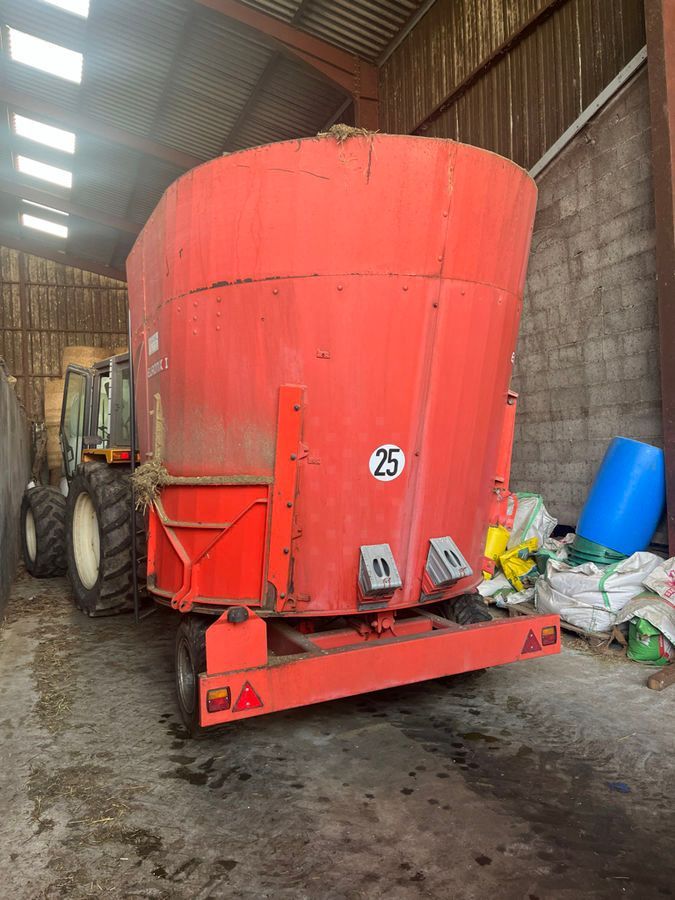 Kuhn euromix 1270 Mélangeurs d'alimentation 9 800 €