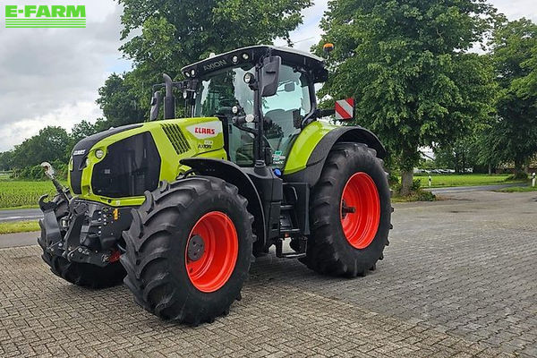 Claas Axion 810 CMATIC Traktor 117.000 €