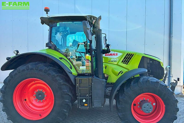 Claas Axion 830 CMATIC Tractor €112,000