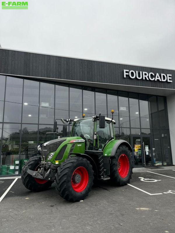 Fendt 718 Vario Profi Plus Tractor €107,000