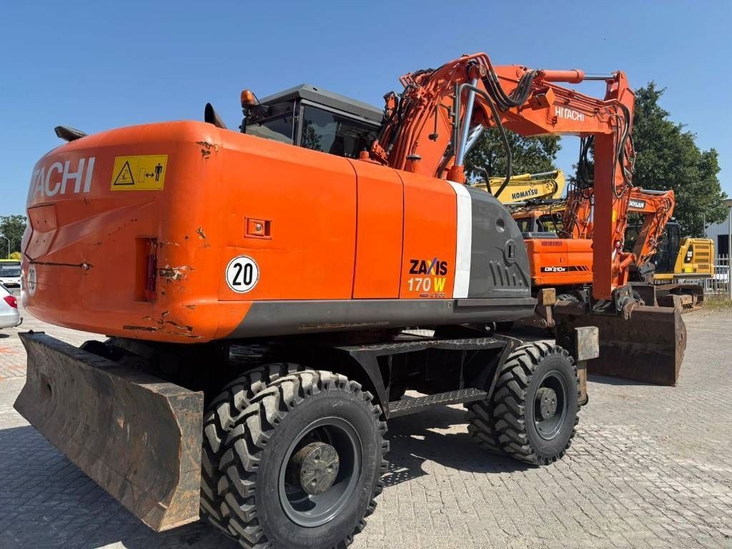 E-FARM: Hitachi zx 170 w-3 - Wheeled excavator - id Q5FVKWE