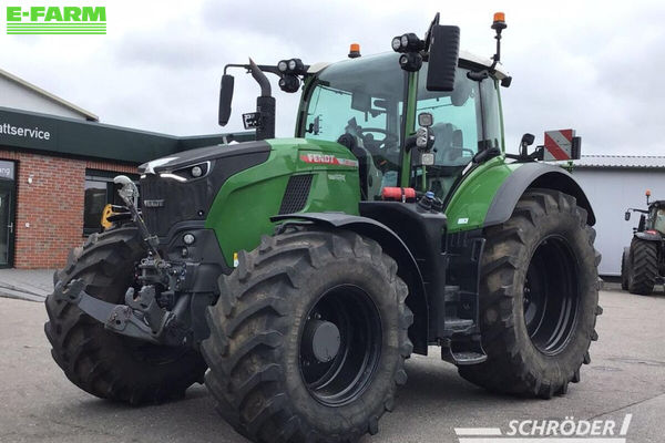 Fendt 728 Vario Profi Plus Tractor €179,885