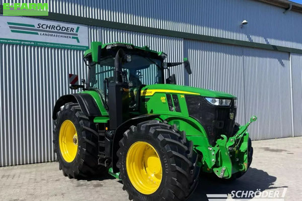 John Deere 7R 330 Tractor €181,885