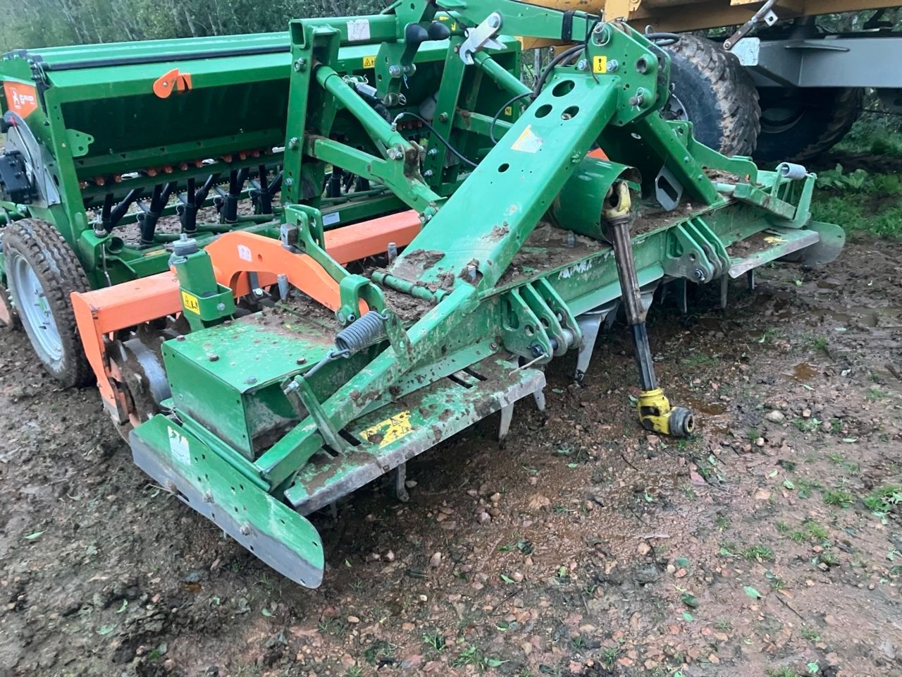 Amazone KX 3000 Power harrow €10,000