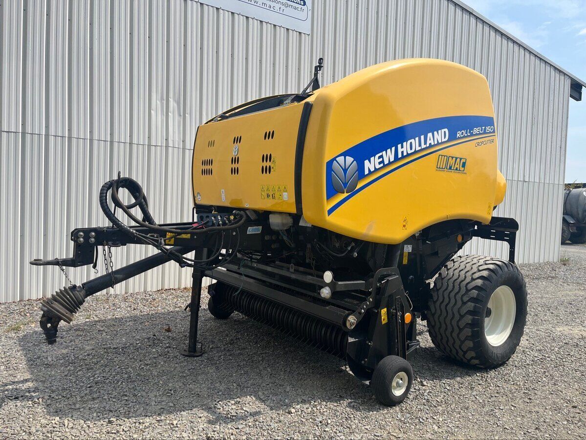 New Holland TM 150 Πρέσσα 20.200 €