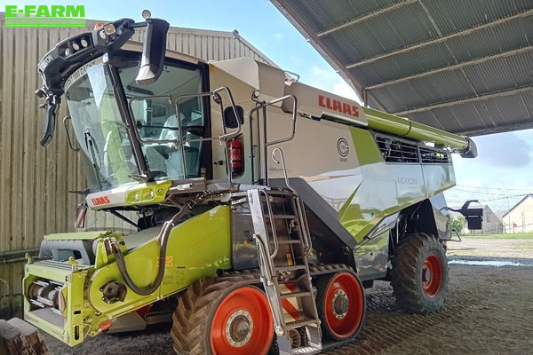 Claas Lexion 8700 Terra Trac Combine harvester €418,000
