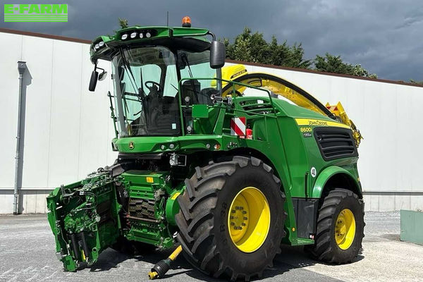 John Deere 8600 Self propelled forage harvester €252,500
