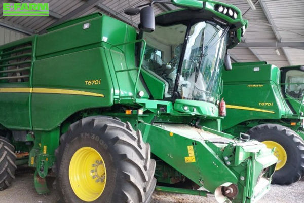 John Deere T 670 Combine harvester €265,000