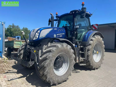 E-FARM: New Holland T7.300 - Tractor - id SZ2Y5CG - €175,000 - Year of construction: 2025 - Engine hours: 450,Engine power (HP): 300,Germany