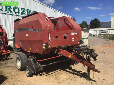 E-FARM: Case IH RBX 452 IS - Ballenpresse - id IFNBHZX - 5.800 € - Baujahr: 2003 - Ballenanzahl: 13.000,Frankreich