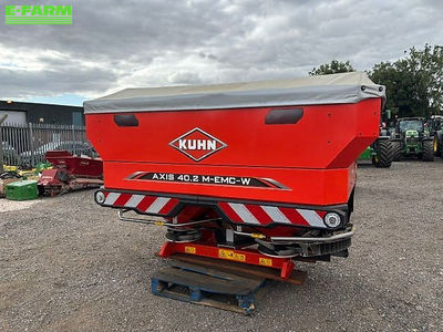 E-FARM: Kuhn axis 40.2 m-emc-w - Fertiliser spreader - id TCAVG23 - €13,945 - Year of construction: 2022 - United Kingdom