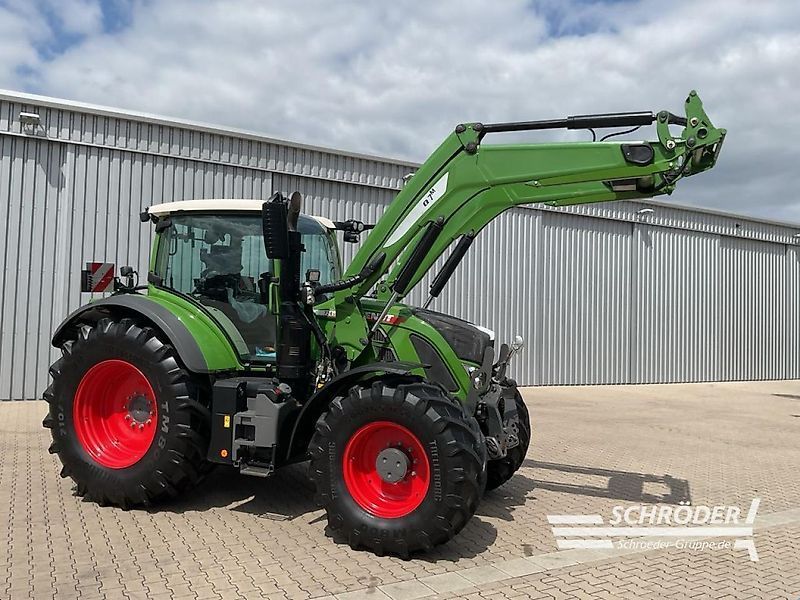 Fendt 724 Vario Profi Plus Tractor €166,885