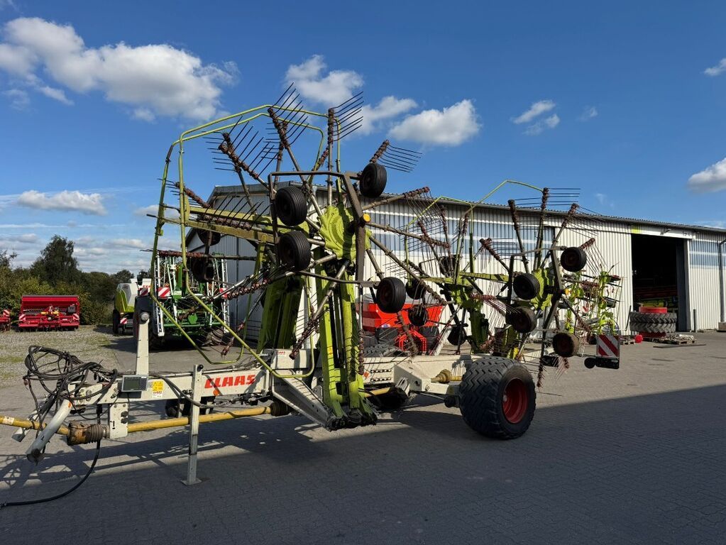 Claas Liner 3600 Tedder €23,800