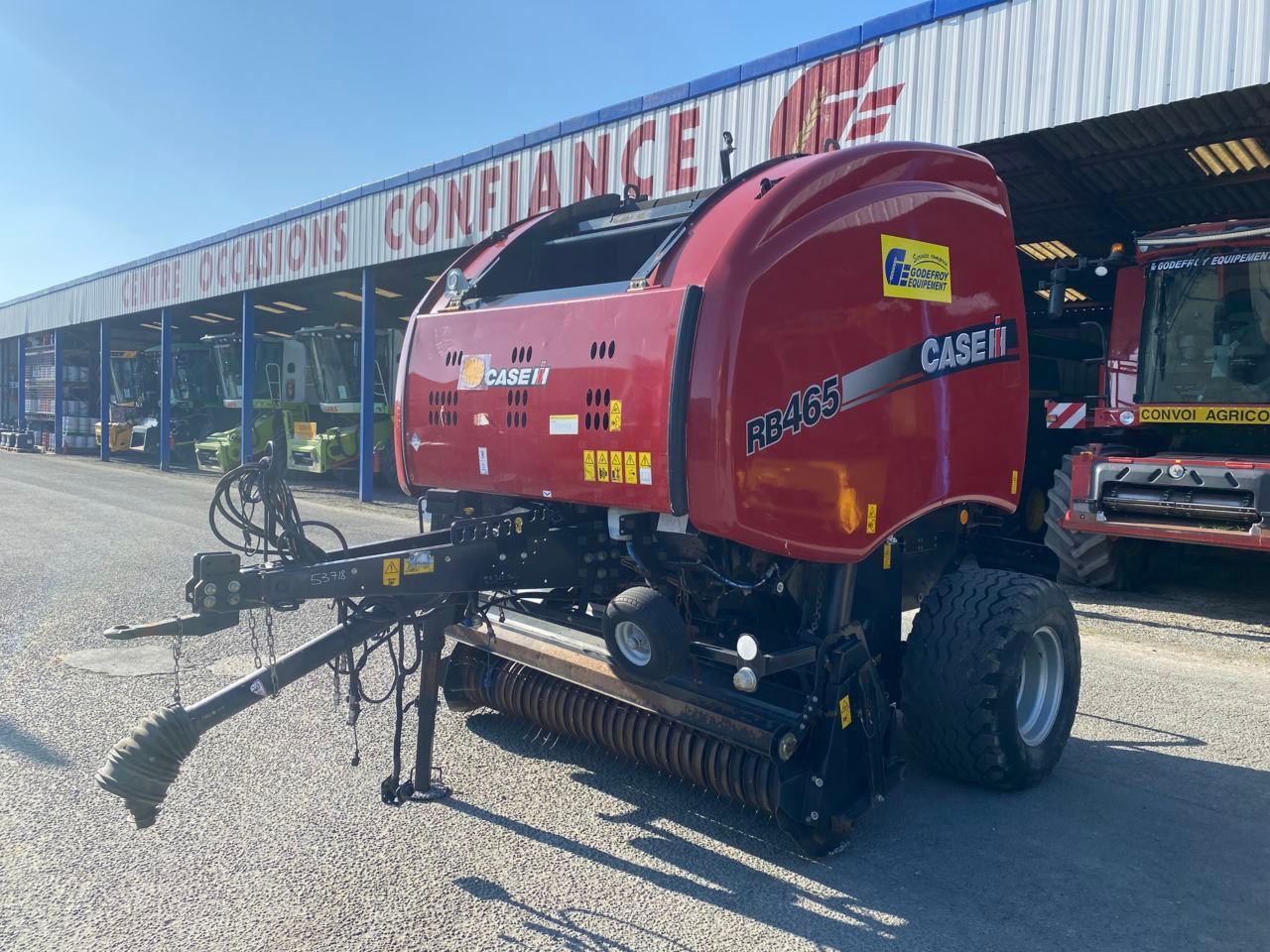 Case IH rb 465 Presă de balotat 16.900 EUR