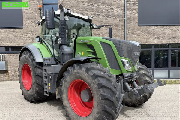 Fendt 828 Vario Profi Plus Tractor €105,000
