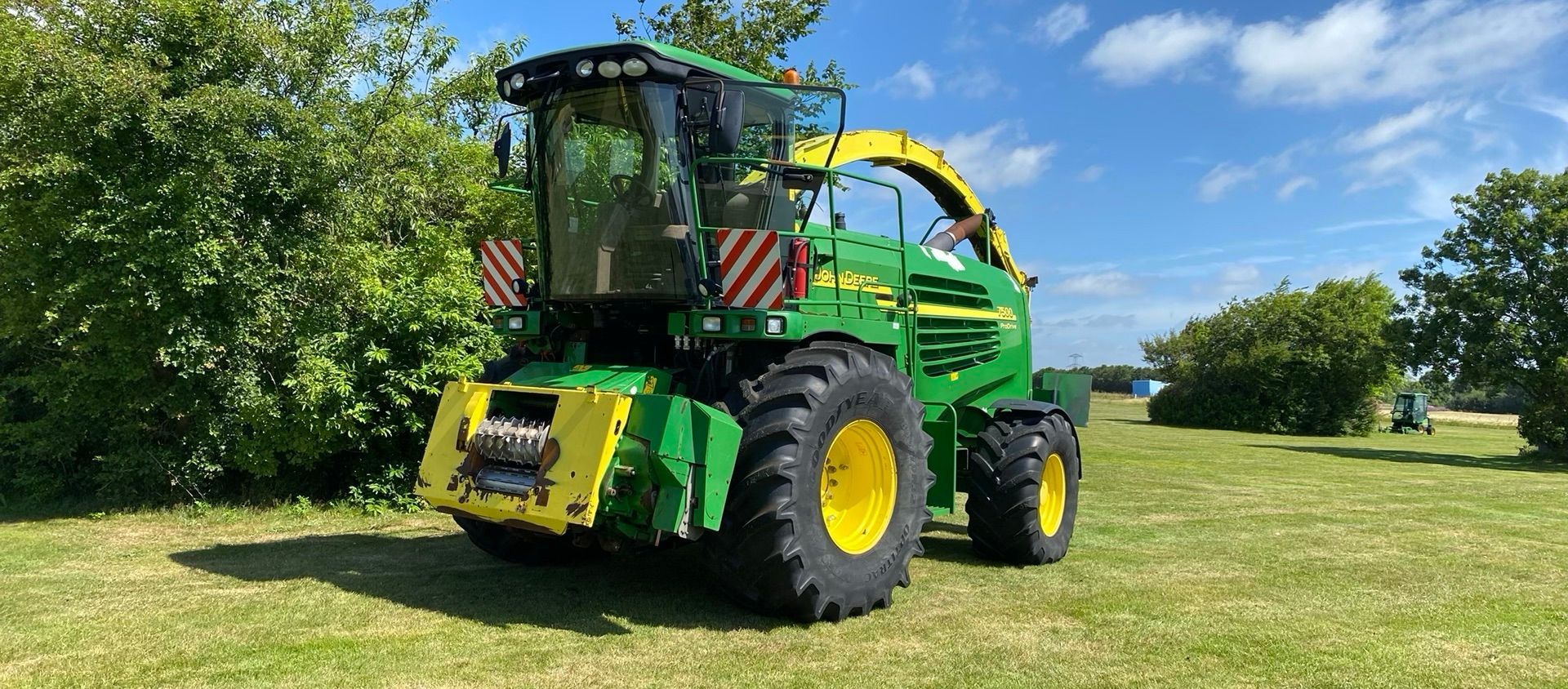 John Deere 7500 Самоходный кормоуборочный комбайн 29 768 €