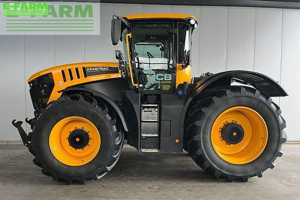 JCB Fastrac 8330 iCON Tractor €209,000