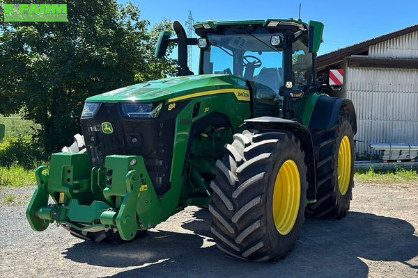 John Deere 8R 310 Tractor €247,500