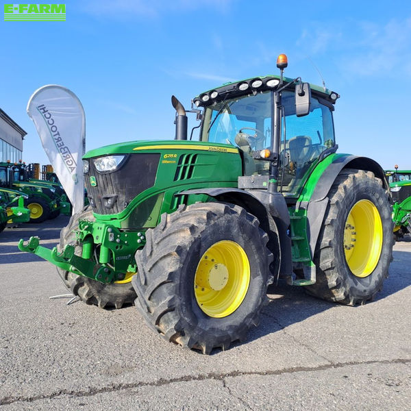 John Deere 6215 R Traktor 60.000 €