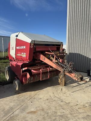 Lely-Welger rp 220 master Baler €10,000