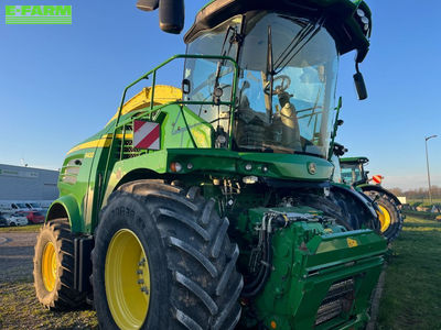 E-FARM: John Deere 8400 - Самоходный кормоуборочный комбайн - id 9UMAHQQ - 230 000 € - Год выпуска: 2019 - Отработанные часы: 1 237,Мощьность двигателя: 532,Франция