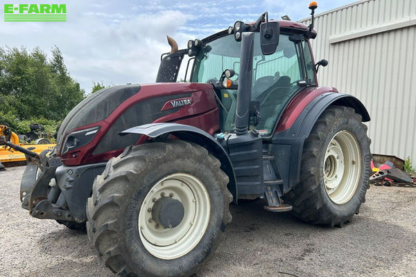 Valtra T 214 Τρακτέρ 65.000 €