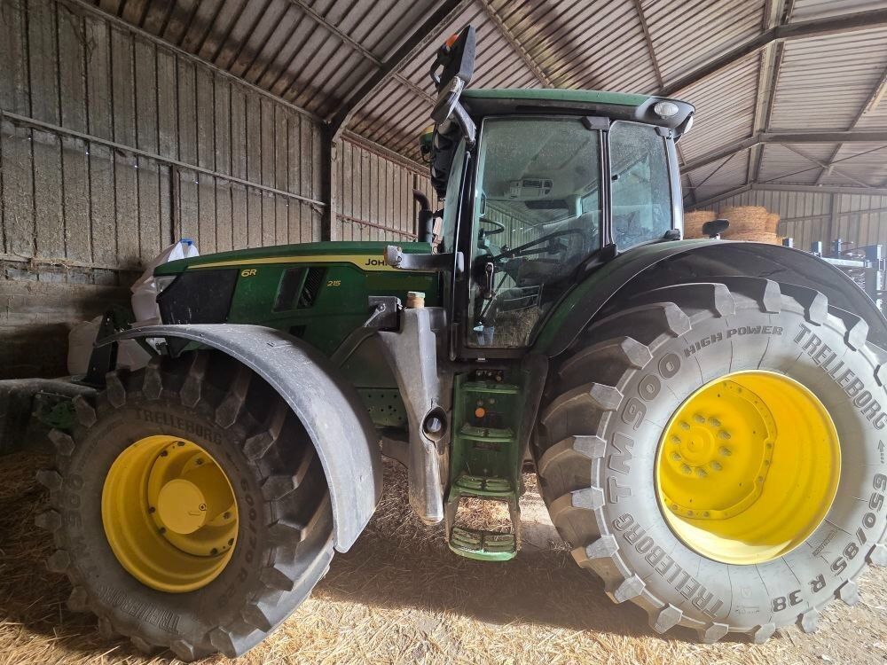 John Deere 6R 215 Tractor €129,500