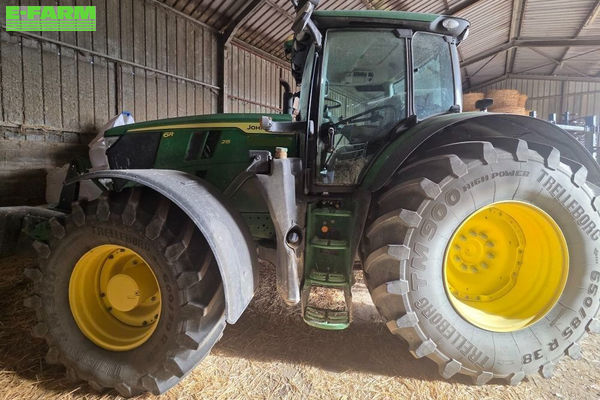 John Deere 6R 215 Tractor €129,500