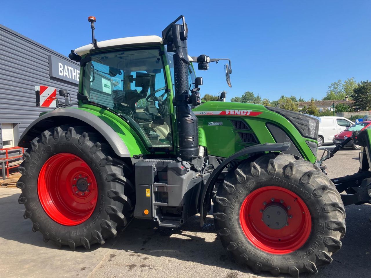 Fendt 716 Vario Tractor 139.000 EUR