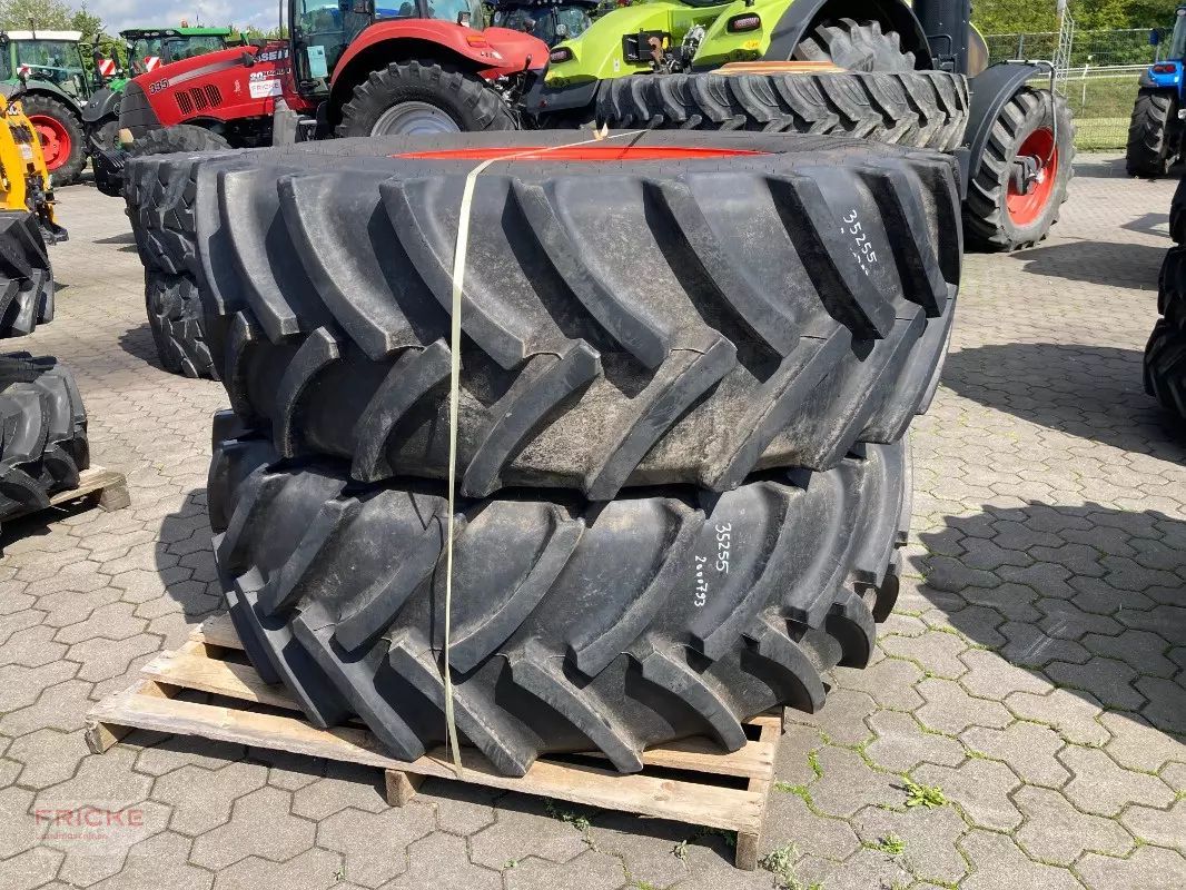 Mitas 2x 540/65 r30 + 2x 650/65 r42 kompletträder Wheel and track €7,900