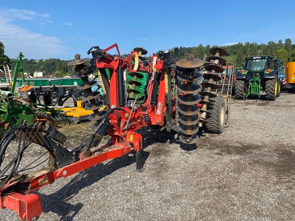 GREGOIRE BESSON acero Disc harrow €8,000