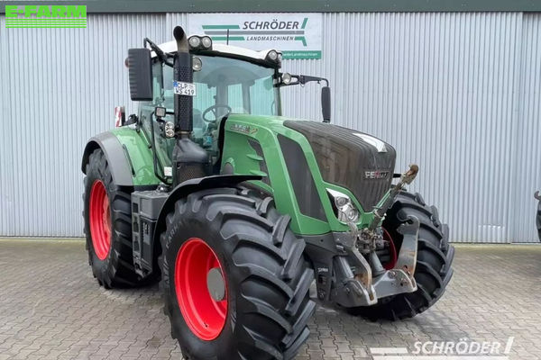 Fendt 828 Vario ProfiPlus Tractor €74,885