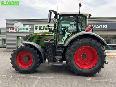 E-FARM: Fendt 716 Vario - Tractor - id YKNLBYN - 158.000 EUR - Anul: 2024 - Ore motor: 1.003,Franța