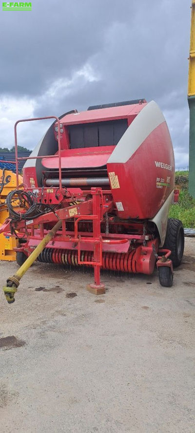 E-FARM: Lely-Welger rp 520 farmer - Baler - id QT6LBWJ - €10,500 - Year of construction: 2004 - Total number of bales produced: 26,400,France