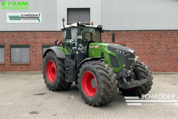 Fendt 939 Vario Profi Plus Tractor €269,885