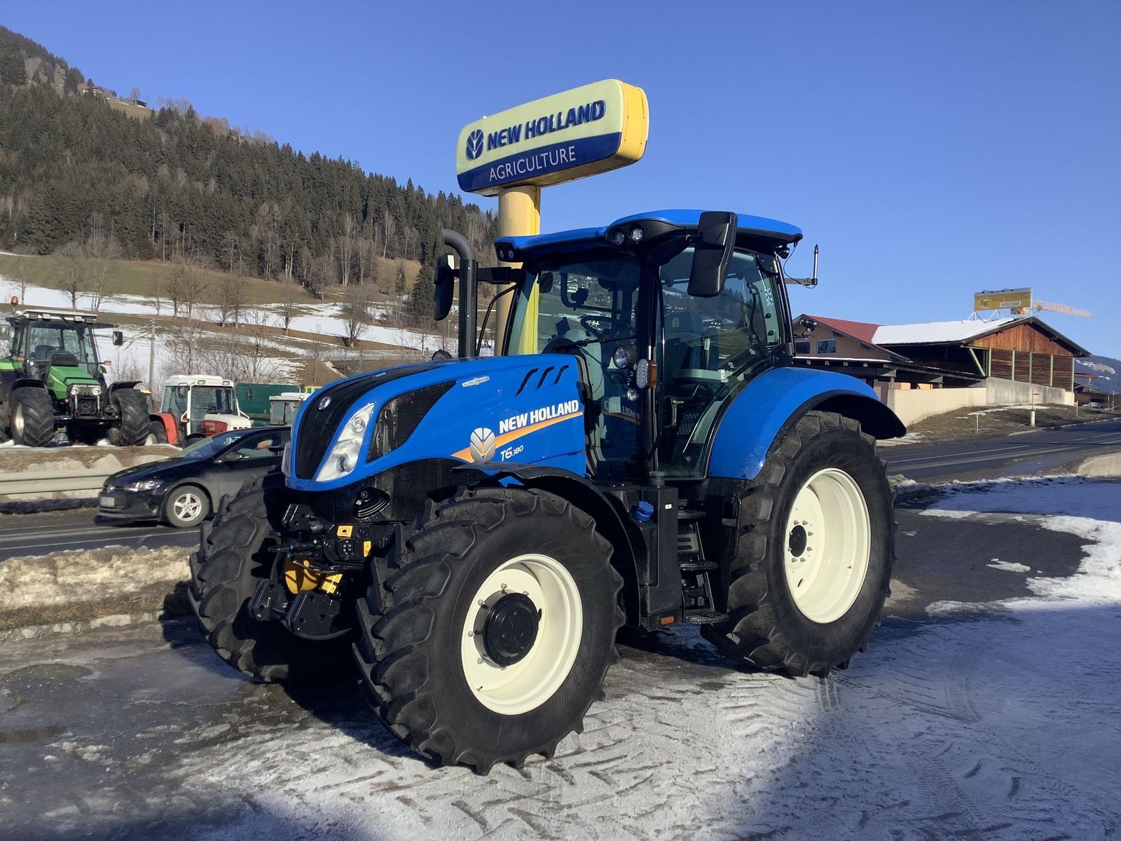 New Holland T6.180 Tractor €105,750