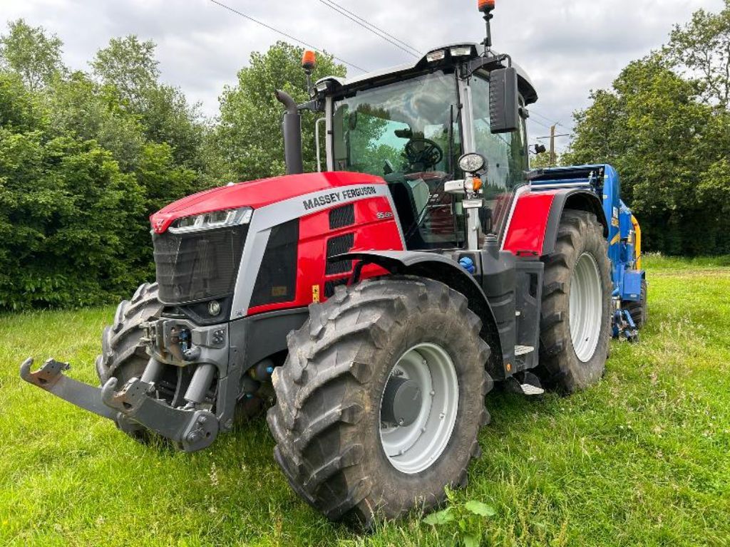 Massey Ferguson 8S.265 Τρακτέρ 125.000 €