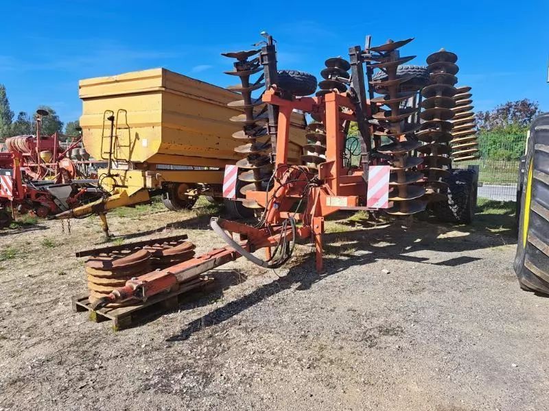 GREGOIRE BESSON xrv Disc harrow €11,000