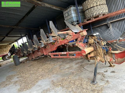 E-FARM: GREGOIRE BESSON sphfb9 - Plough - id DST77GD - €11,500 - Year of construction: 2002 - France