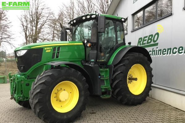 John Deere 6250 R Tractor €109,900