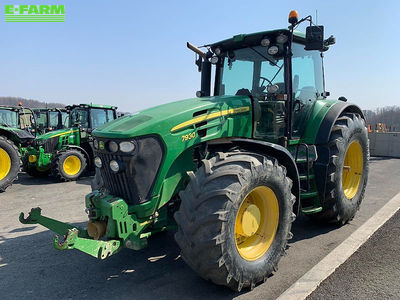 E-FARM: John Deere 7930 - Tractor - id B5XMRYZ - €57,000 - Year of construction: 2008 - Engine hours: 10,250,Engine power (HP): 247,Slovenia