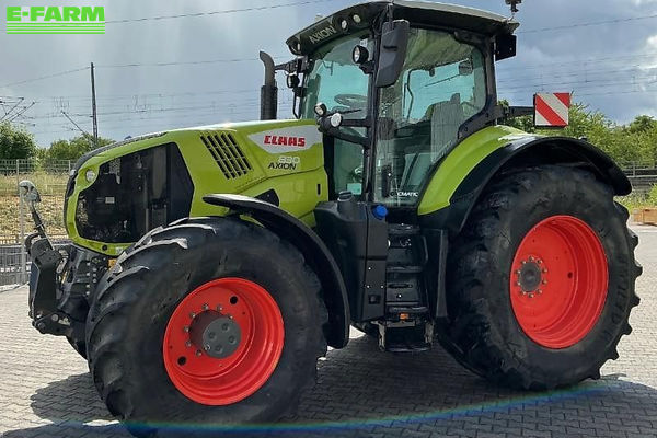 Claas Axion 830 CMATIC Tractor €125,000