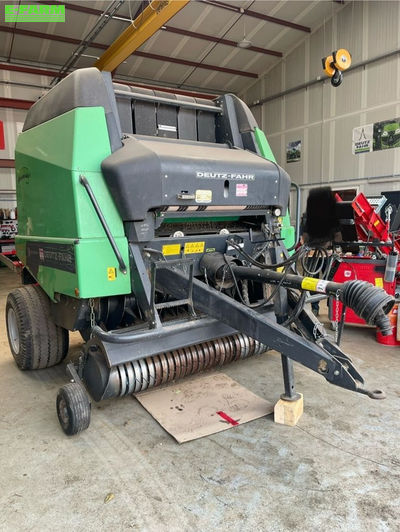 E-FARM: Deutz-Fahr VariMaster 560 - Baler - id UYPX3NV - €18,500 - Year of construction: 2008 - Total number of bales produced: 12,060,France