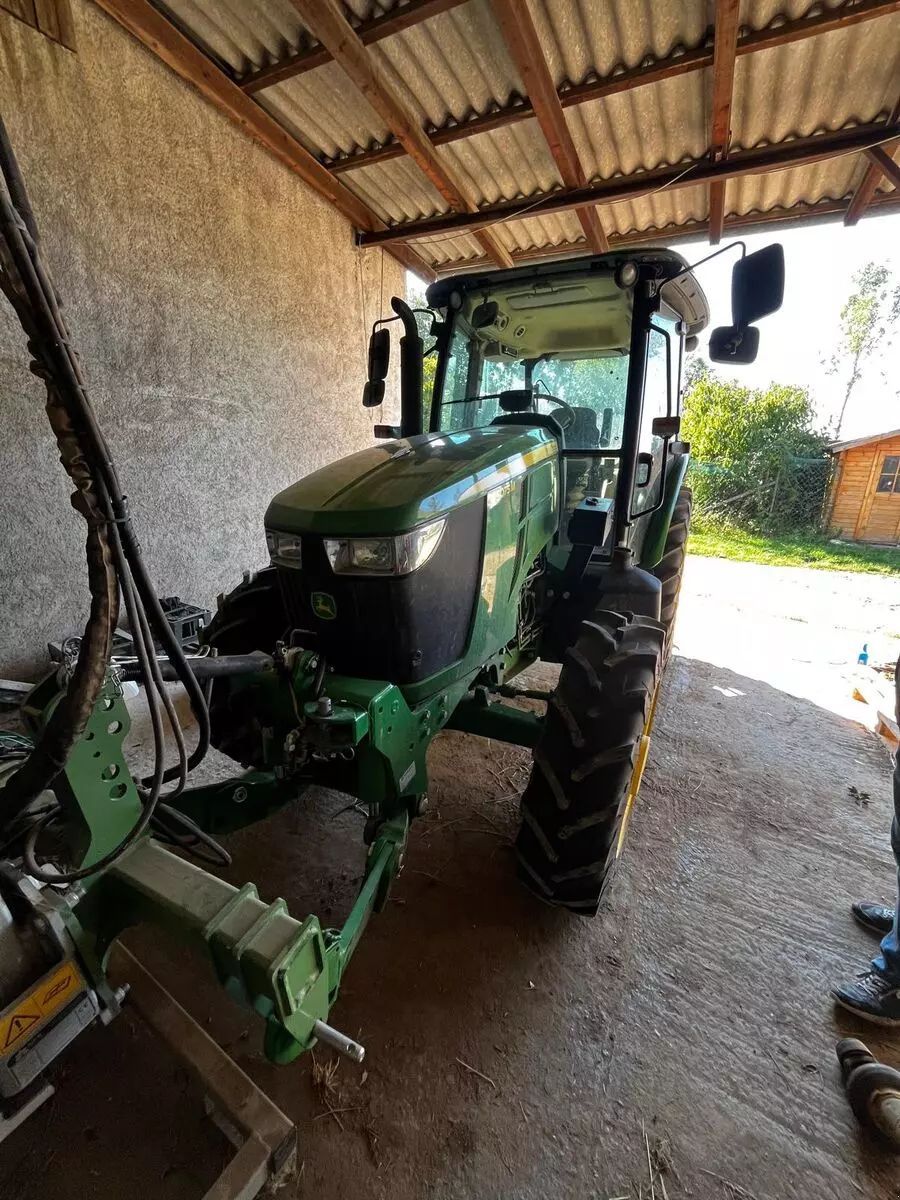 John Deere 5075 M Tractor €38,250