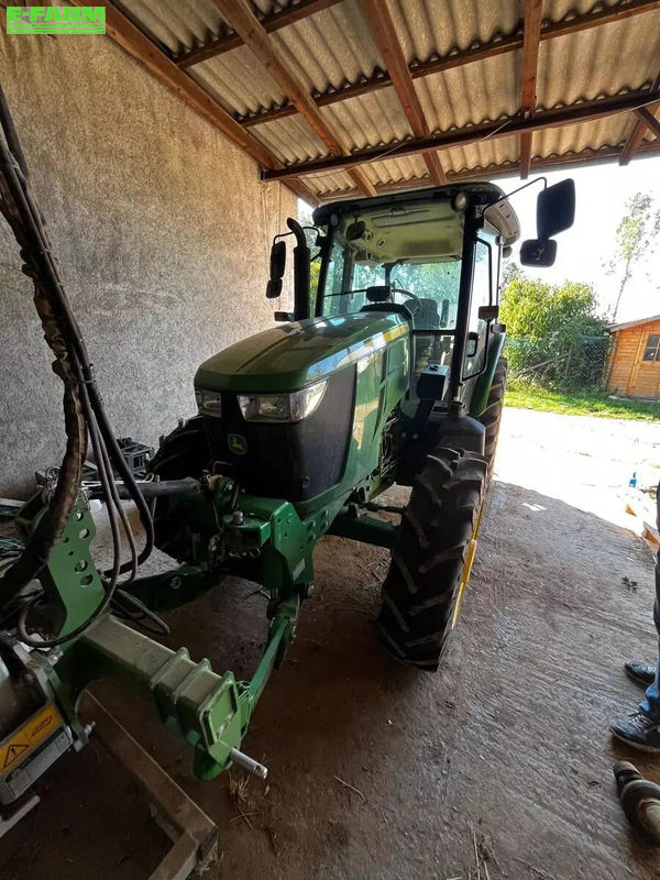 John Deere 5075 M Tractor €38,250